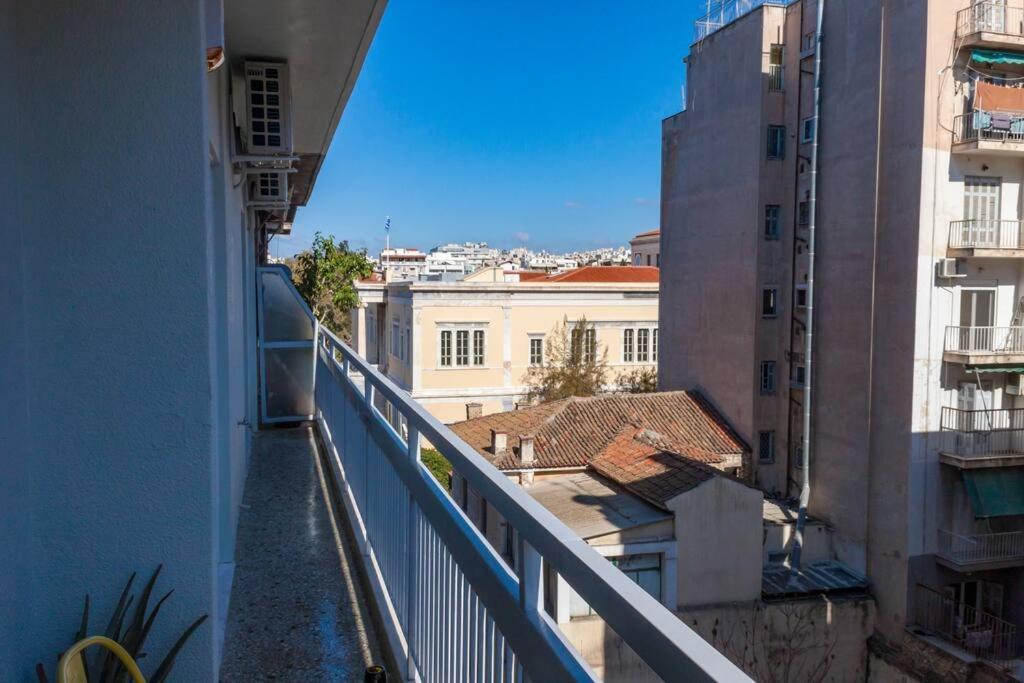 Deluxe Urban 2Br Apt By Nat. Archaelogical Museum Atenas Exterior foto